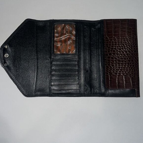 Vintage Brighton black pebbled leather clutch approx 8”x5”x 15” opened up. - Picture 3 of 8